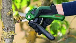 Bosch Akku-Gartenschere EasyPrune inkl. Ladekabel