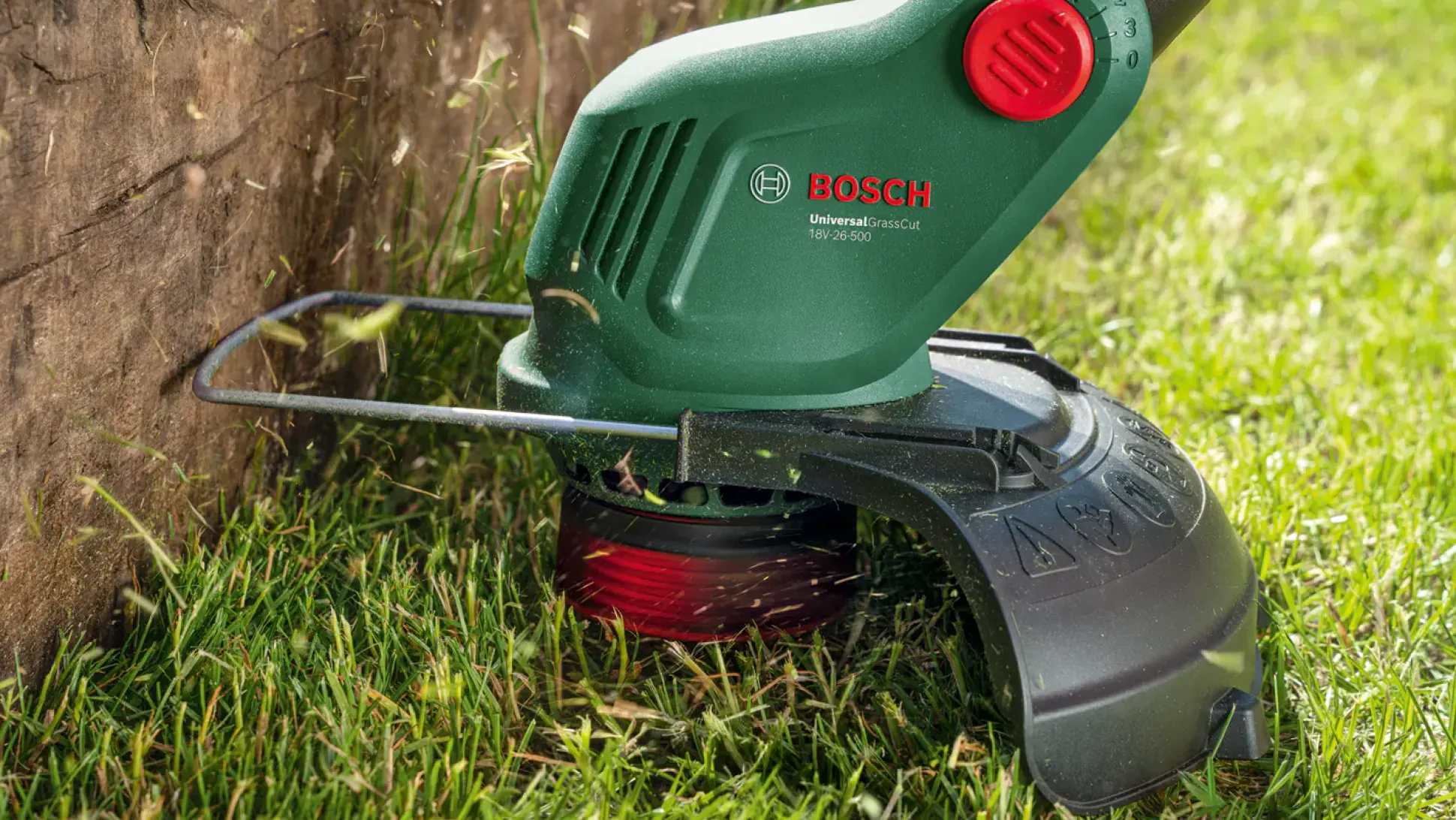 Bosch Akku-Rasentrimmer UniversalGrassCut 18V-23 Solo inkl. 2 Spulen 23 cm Schnittkreis