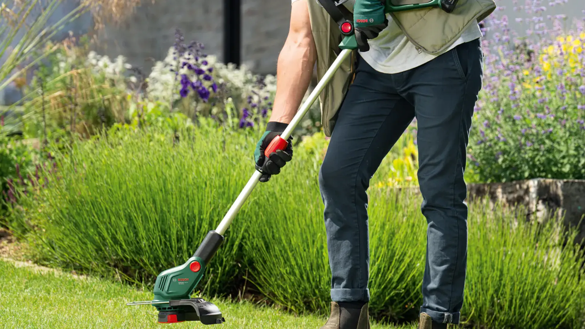 Bosch Akku-Rasentrimmer UniversalGrassCut 18V-23 Solo inkl. 2 Spulen 23 cm Schnittkreis