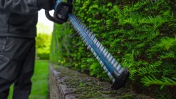 Bosch Professional Akku-Heckenschere GHE 18V-50 (II) Solo