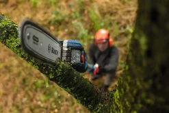 Bosch Professional Akku-Teleskop-Hochentaster GKE 18V-25 TP inkl. Schultergurt Solo