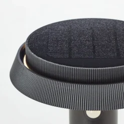 Brilliant Solar-Außenstehleuchte Alvero 4W warmweiß Bewegungsmelder