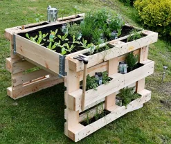 DIY Palettenhochbeet zum Selberbauen