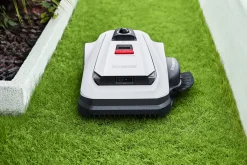 ECOVACS Mähroboter GOAT A3000 LiDAR Pro - 33 cm Schnittbreite 3000 m² 32 V