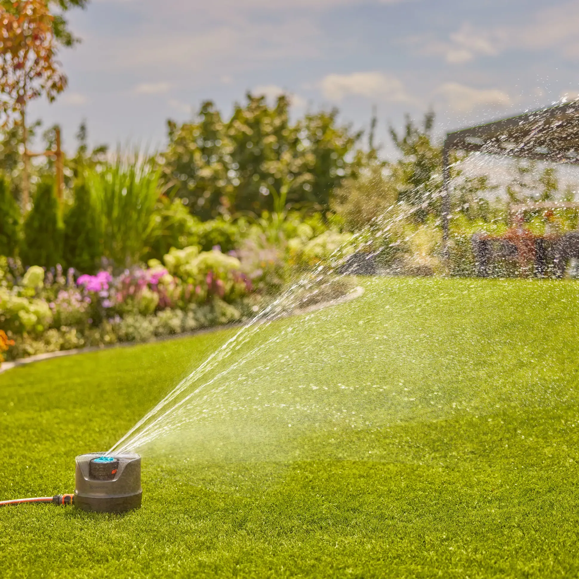 Gardena Bewässerungssystem AquaPrecise für Rasen solarbetrieben