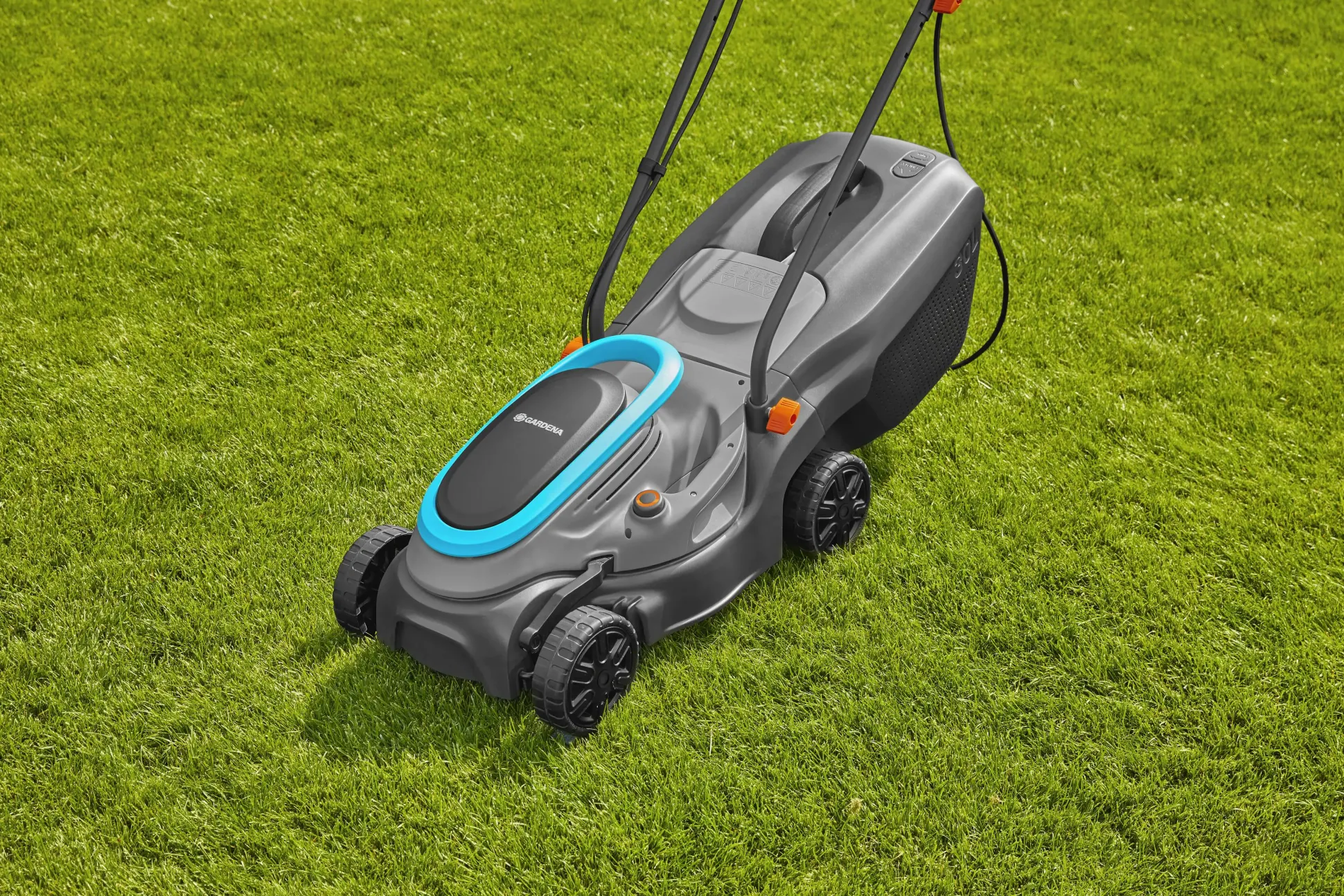 Gardena Elektro Rasenmäher PowerMax 1200/32 G2 32 cm Schnittbreite