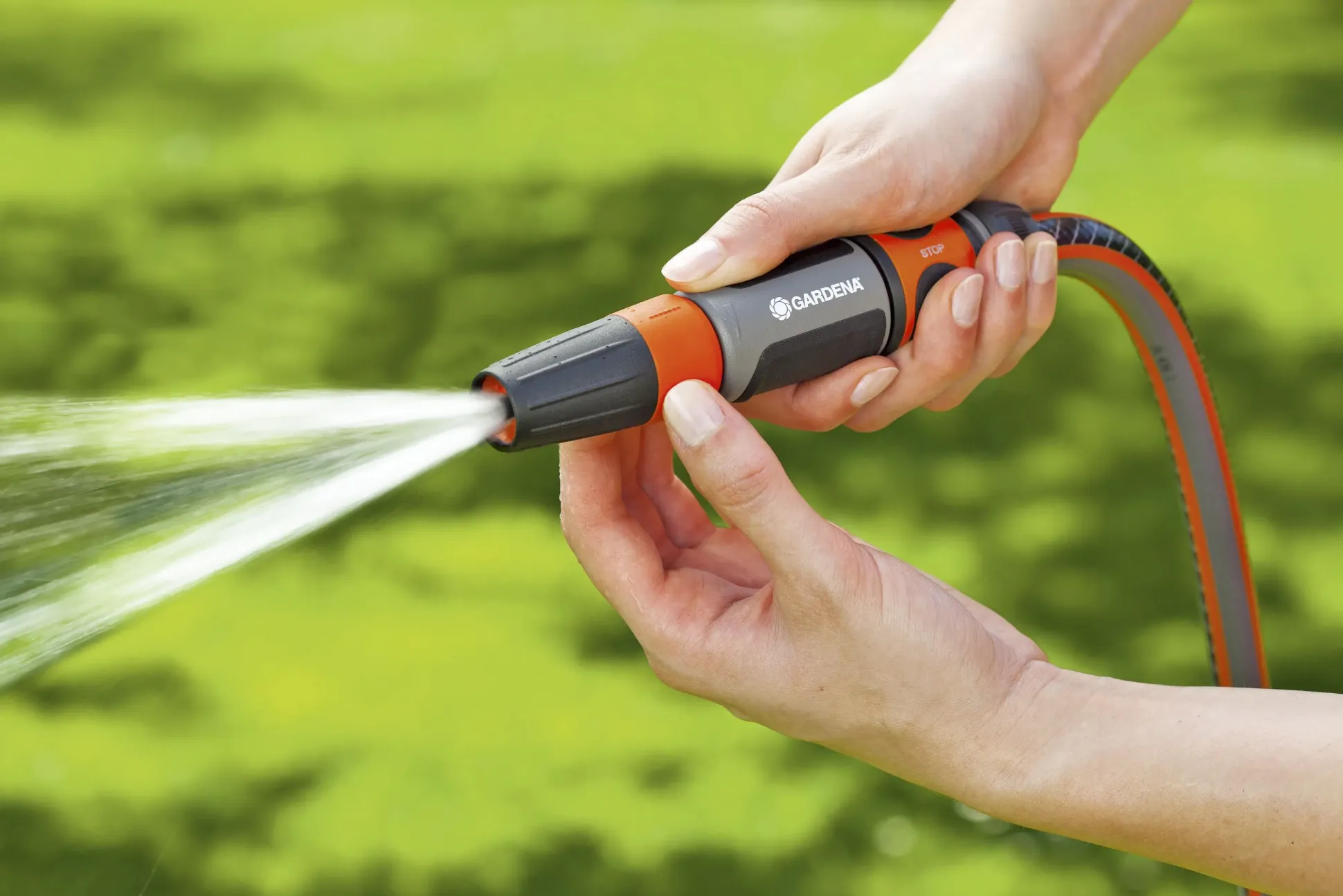 Gardena Grundausstattung Gartenspritze mit Anschluss-Set für 13 mm (1/2")