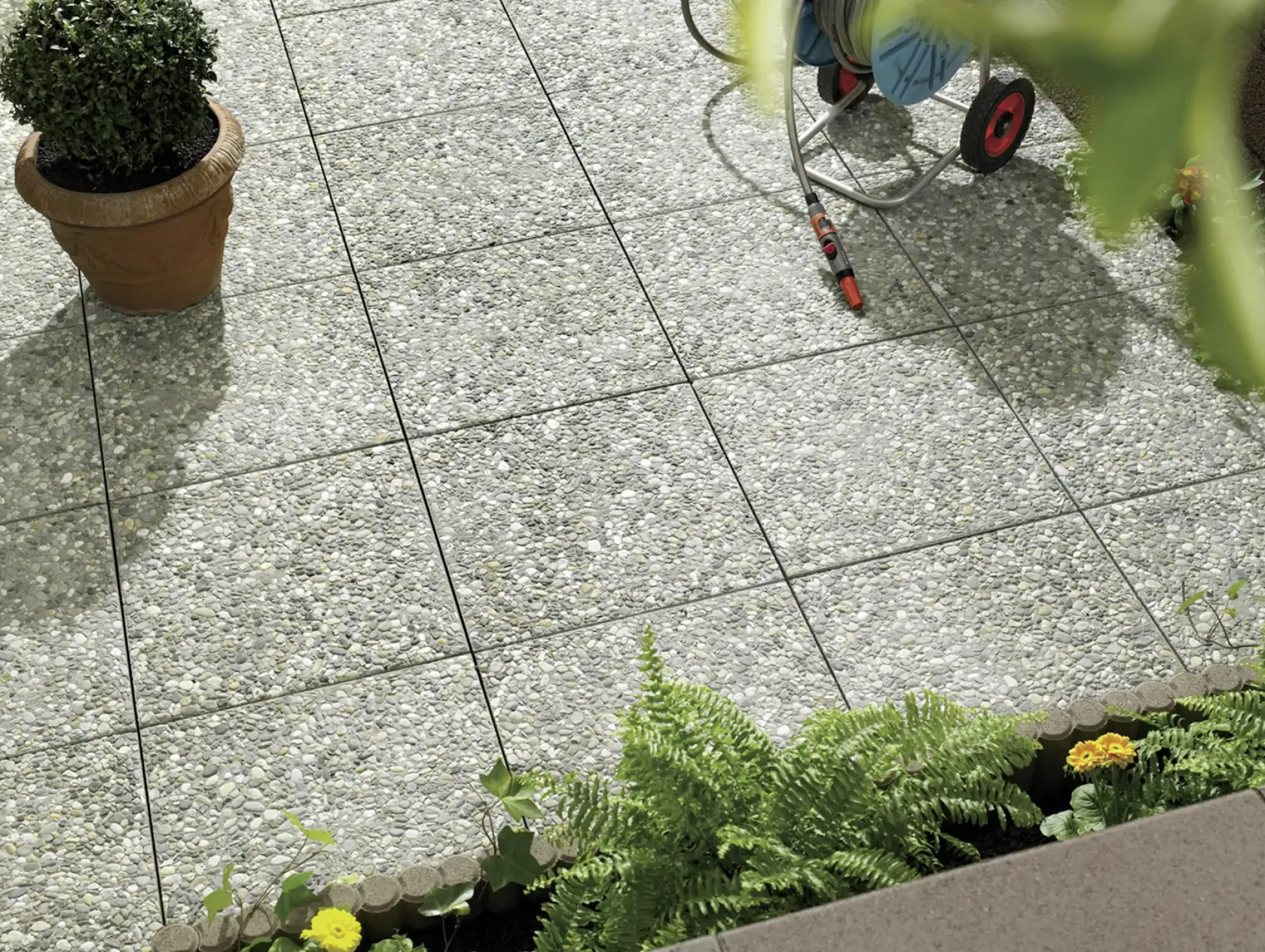 Kann Terrassenplatte Waschbeton 40 x 40 x 4 cm kieselbunt
