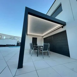 Lamellen Terrassenüberdachung 400 x 341 x 266 cm grau/weiß