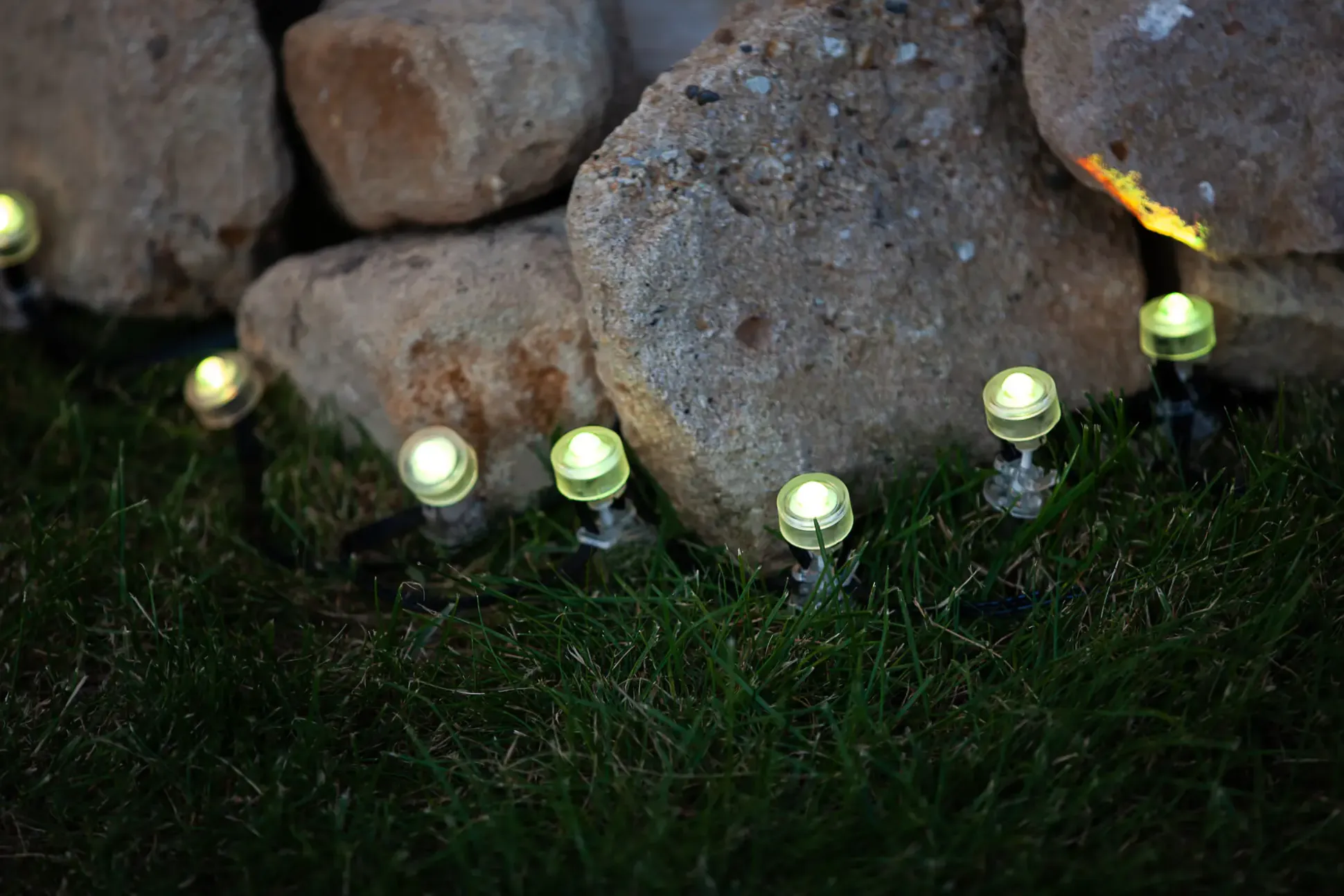 Ledvance LED Außenleuchte Smart+ WiFi Garden Dot klar 18 Dots 9m
