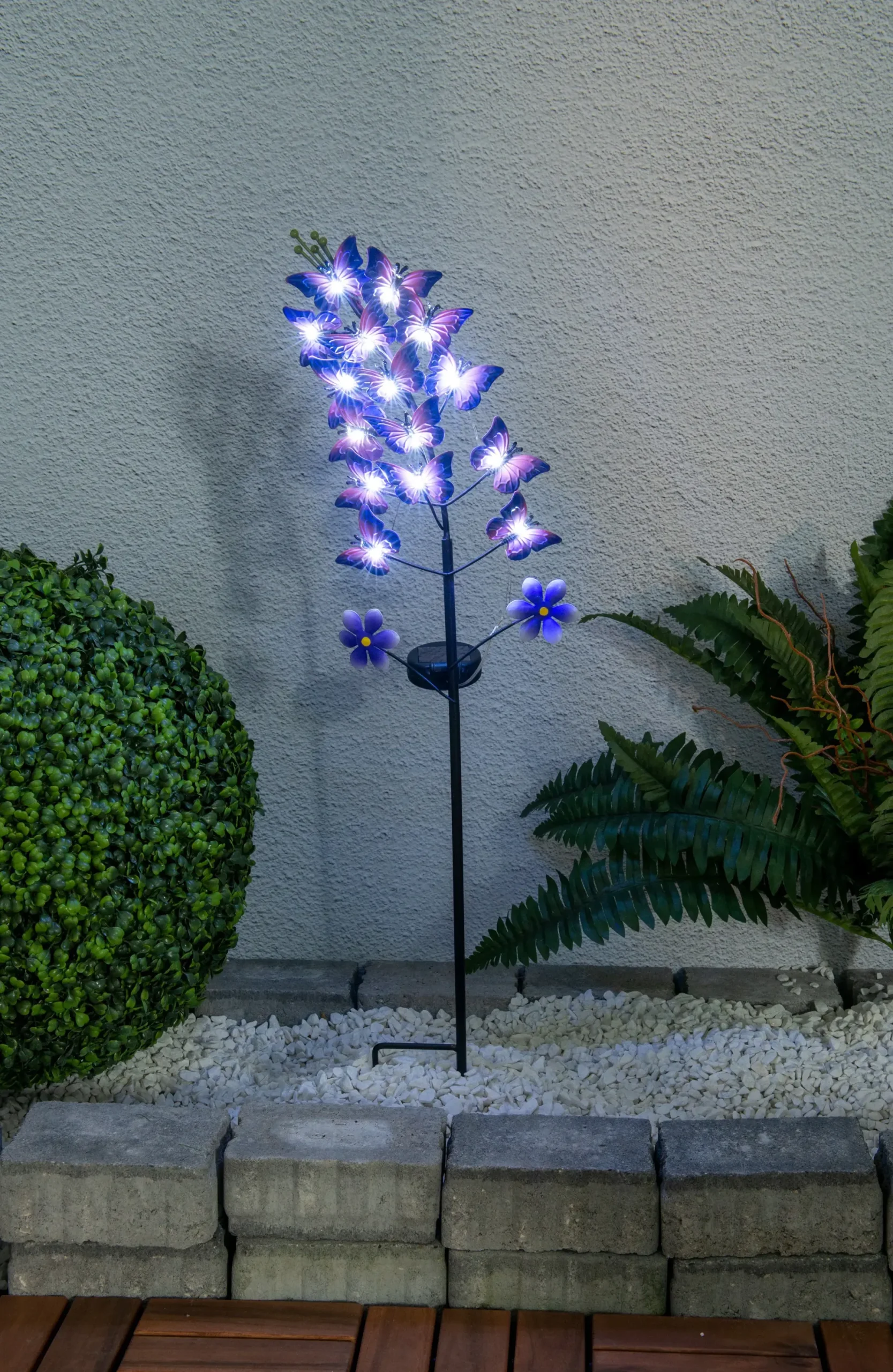 Light & More LED Solar-Erdspieß Viola violett 76 cm kaltweiß