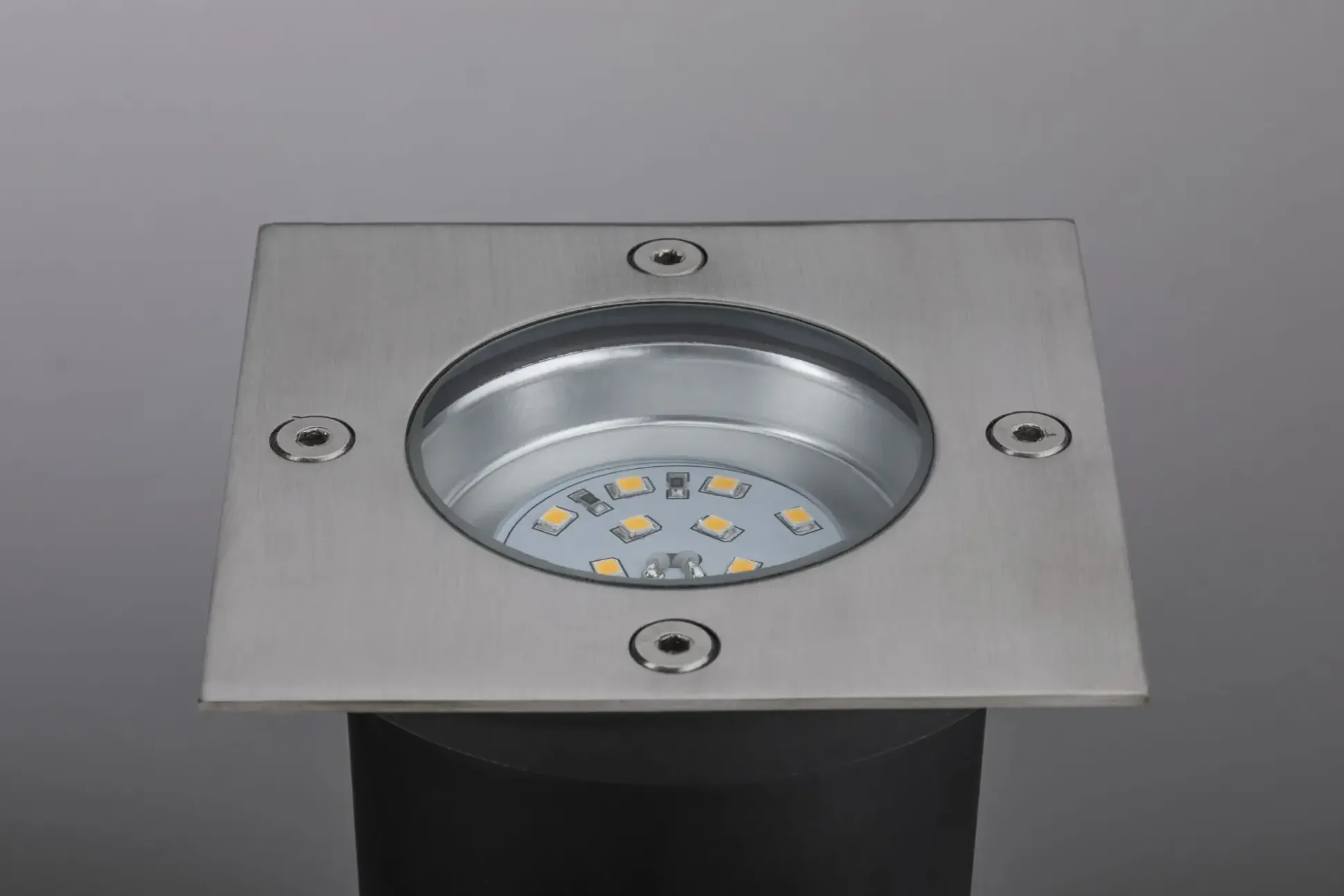 Paulmann Plug & Shine Bodeneinbauleuchte Outdoor silber 10 cm warmweiß