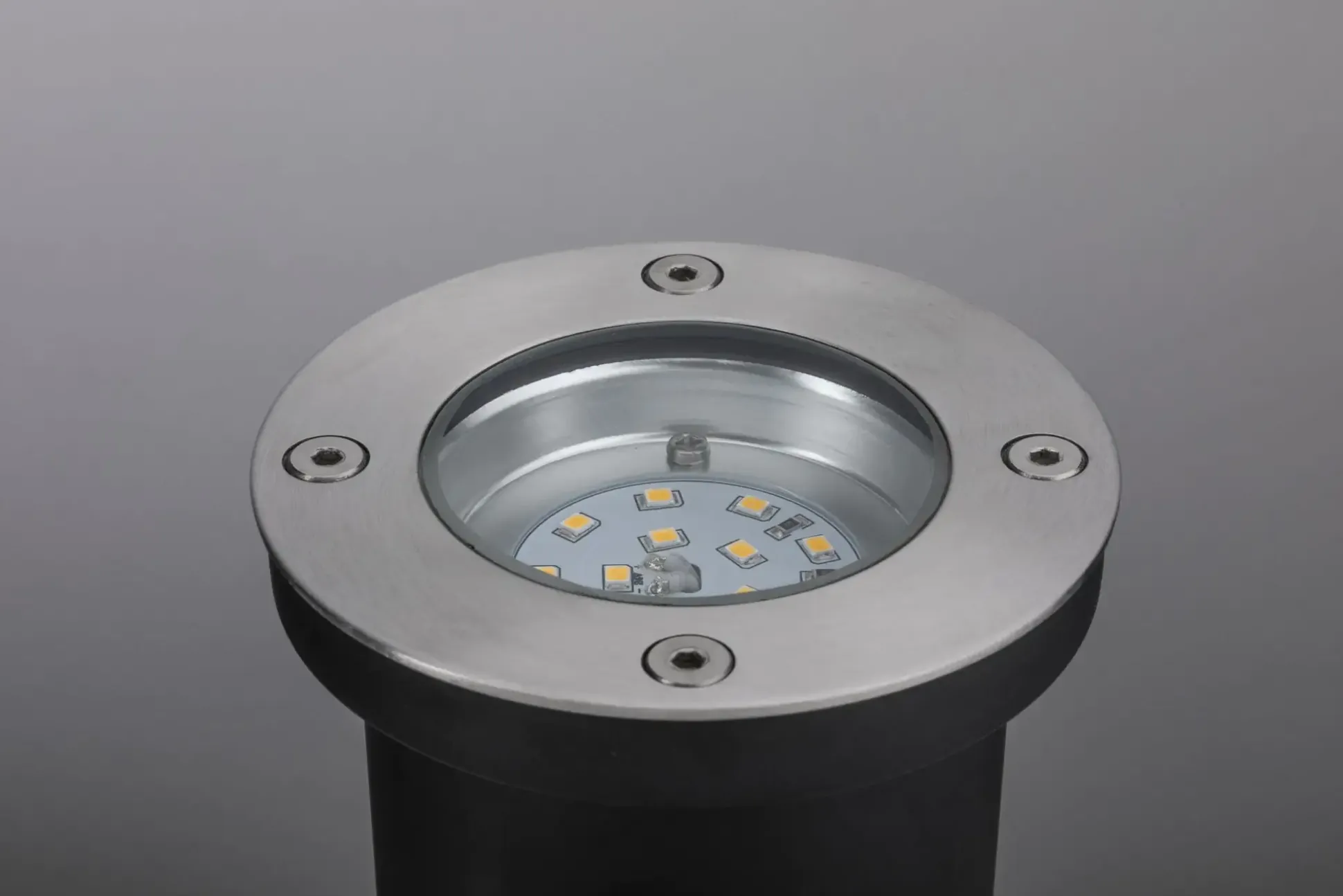 Paulmann Plug & Shine Bodeneinbauleuchte Outdoor silber 9,8 cm warmweiß