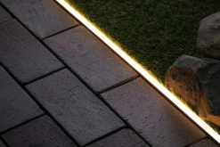 Paulmann Plug & Shine Neon LED-Stripe Profil Outdoor silber 1 m