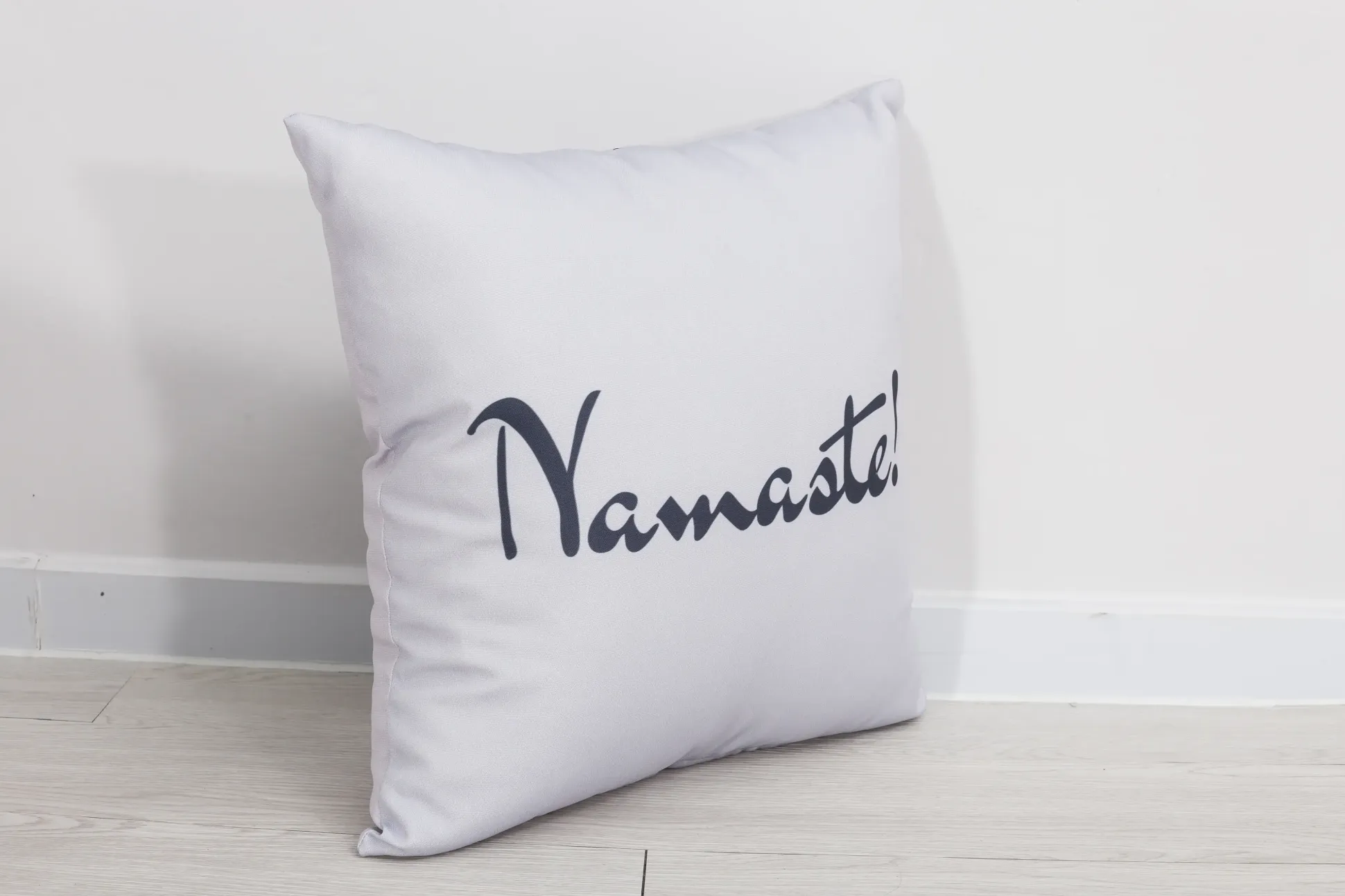 Primaster Wendekissen Namaste 45 x 45 cm, grau