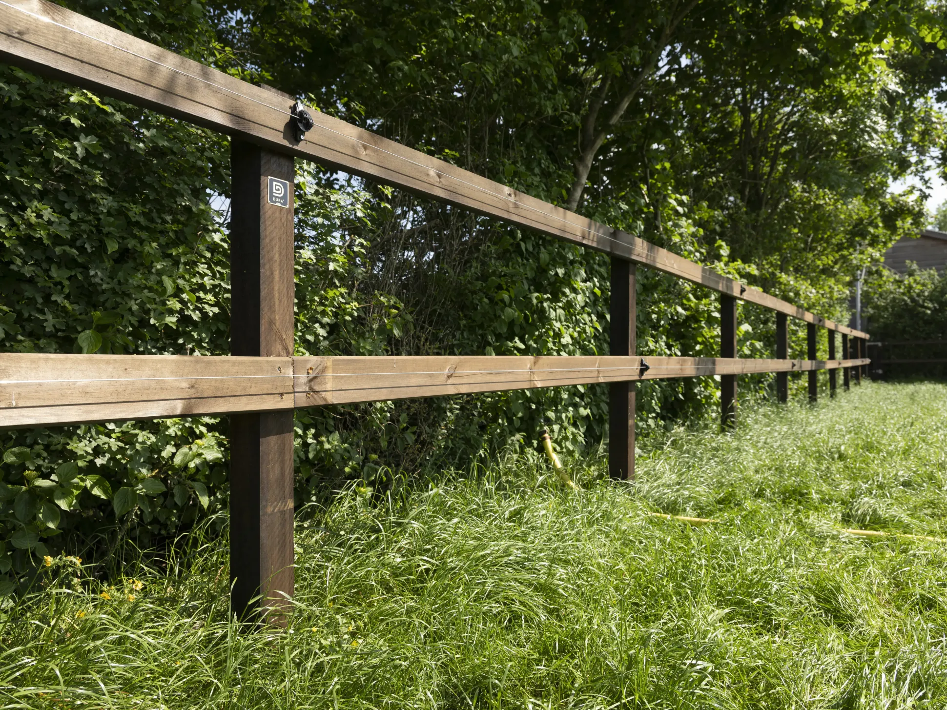 Rundpfahl Koppelzaun 2-reihig Höhe 148-160 cm 204 lfm