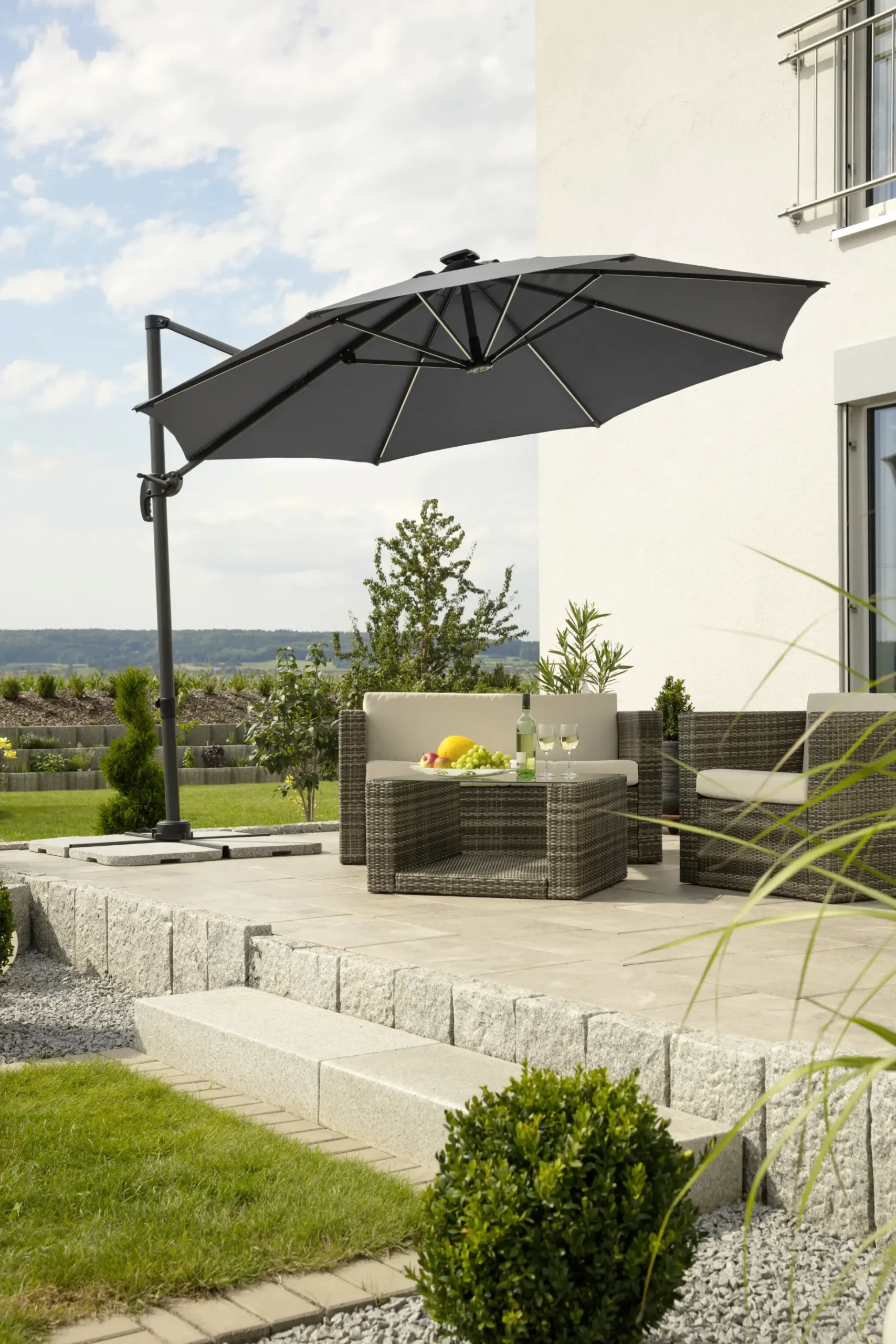 Schneider Ampelschirm Rhodos Blacklight anthrazit Ø 300 cm