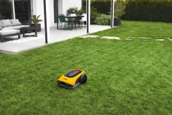 Stiga Mähroboter A750 18 cm Schnittbreite kabellos für bis zu 900 m² Rasenfläche