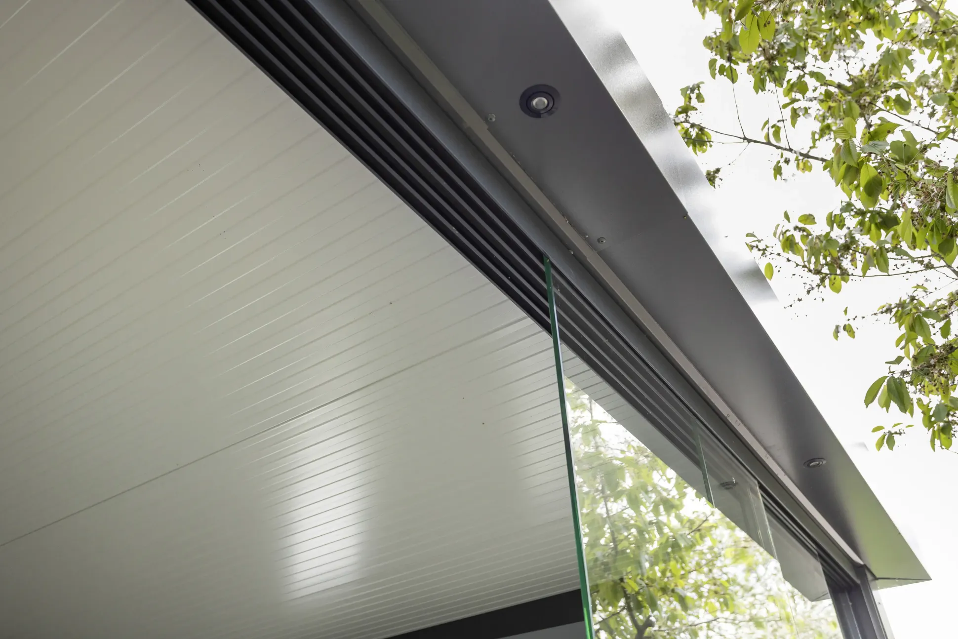 Telluria Glasschiebewand SIN4836 für Pavillon granitgrau
