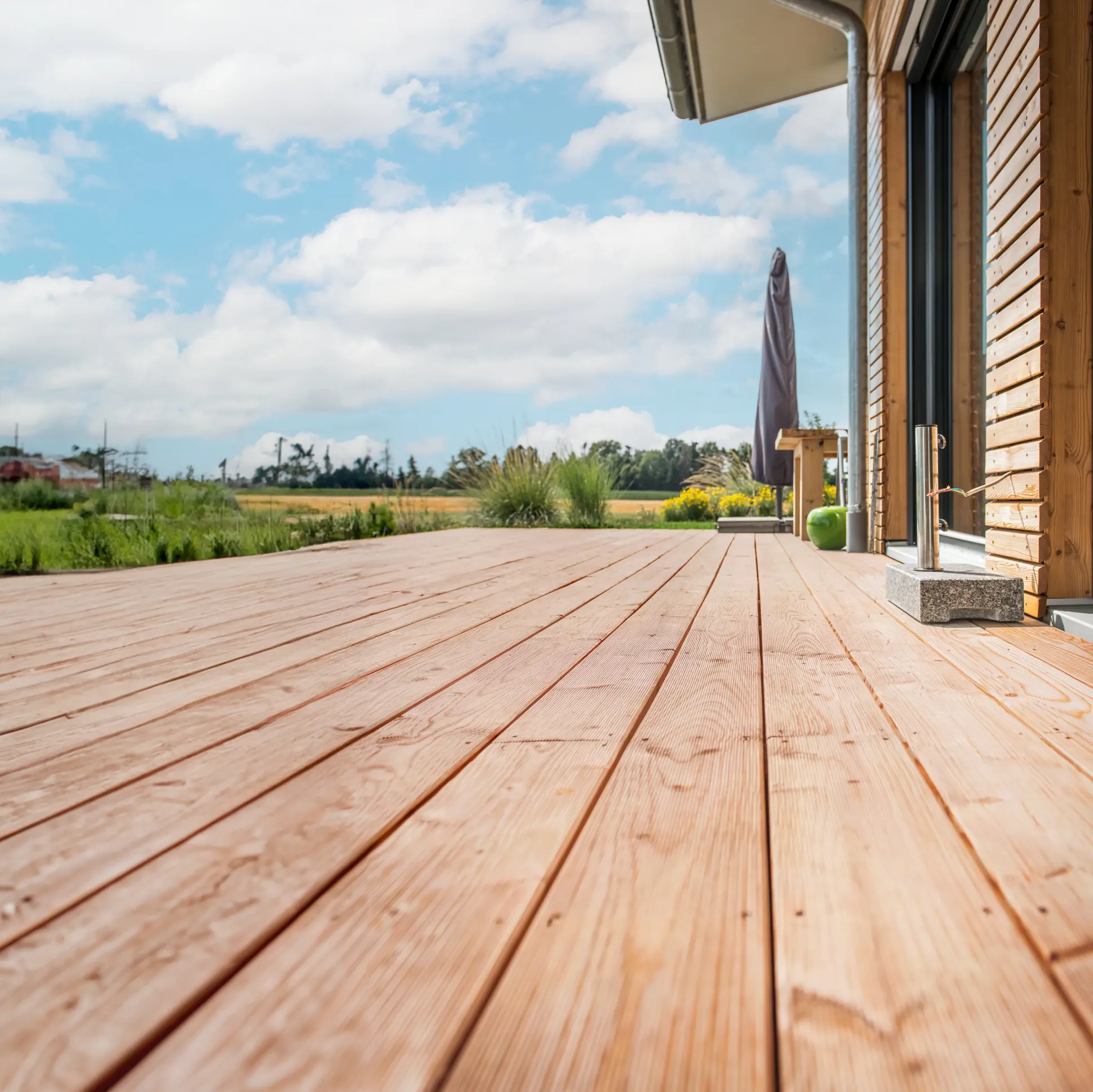 Terrassendiele Douglasie 250 x 14,5 x 2,8 cm Stegprofil/grob unbehandelt