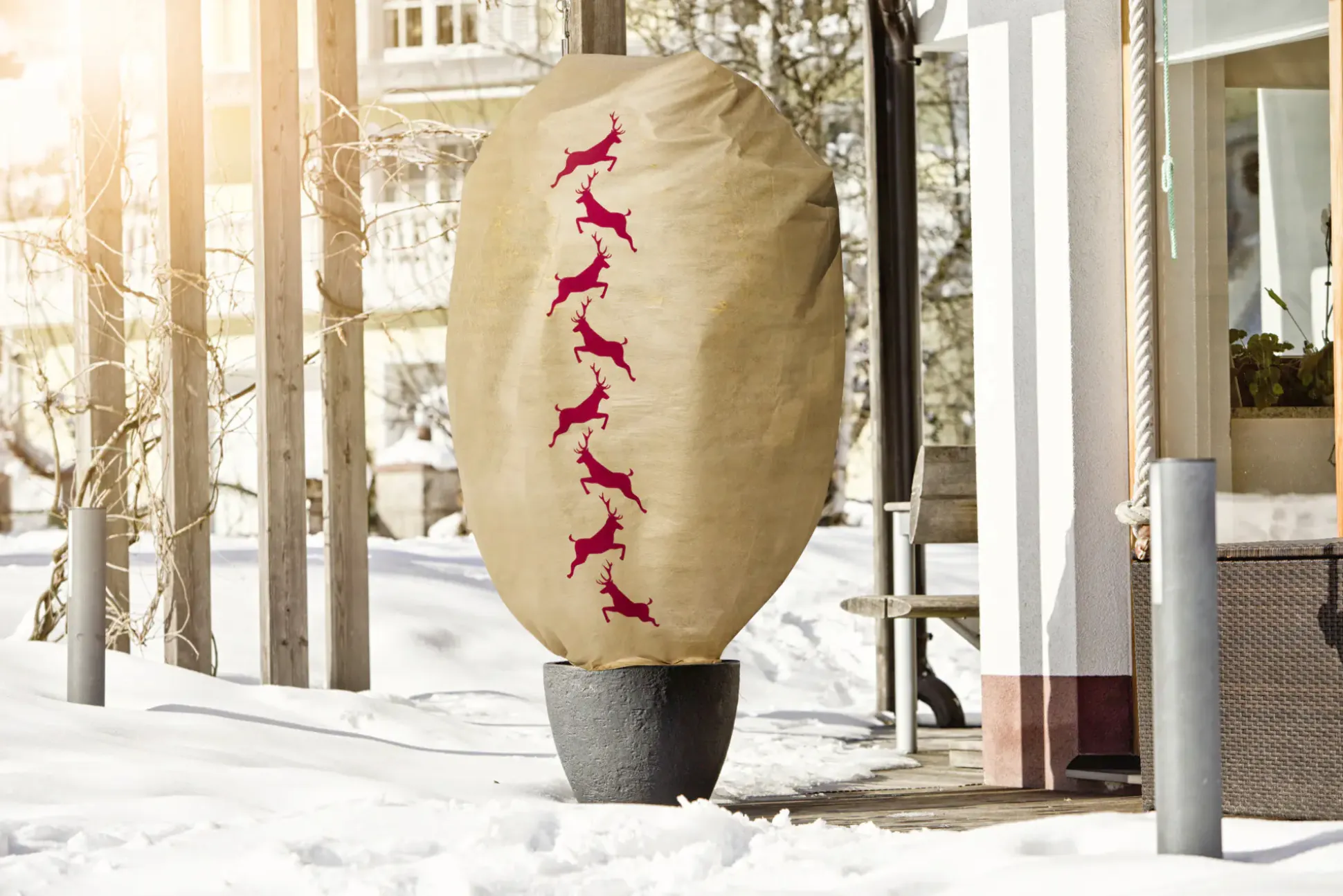 Windhager Deko-Haube Protect XXL 1,4 x 2 m, beige mit Hirschmotiv